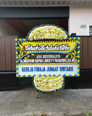 Papan Bunga Duka di Lambitu